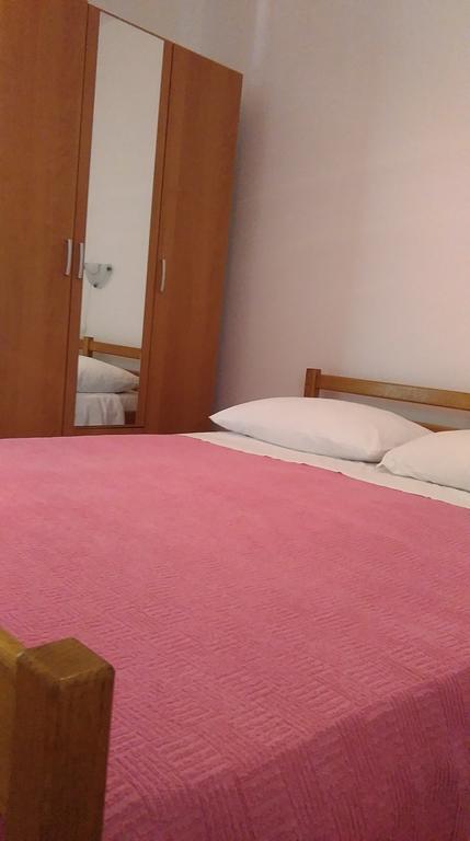 Apartments Angela Biograd Na Moru Εξωτερικό φωτογραφία